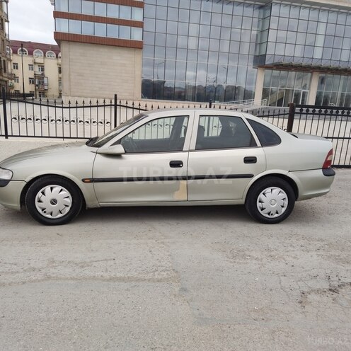 Opel Vectra 1996, 247,352 km - 1.6 l - Bakı