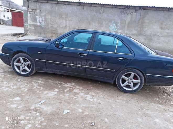 Mercedes E 200 1998, 441,520 km - 2.0 l - Bakı
