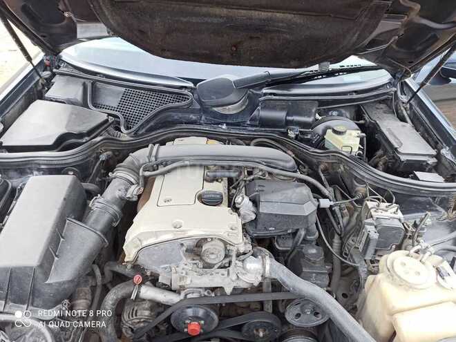 Mercedes E 200 1998, 441,520 km - 2.0 l - Bakı