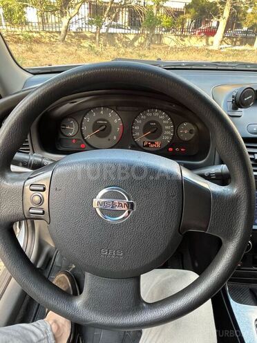 Nissan Sunny 2011, 136,500 km - 1.6 l - Bakı