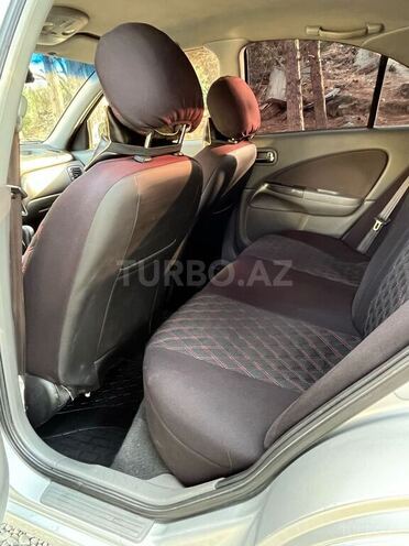 Nissan Sunny 2011, 136,500 km - 1.6 l - Bakı
