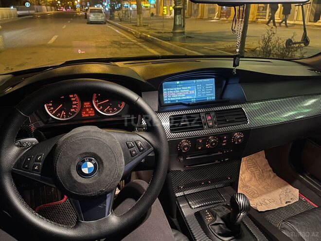 BMW 525 2005, 290,000 km - 2.5 л - Bakı