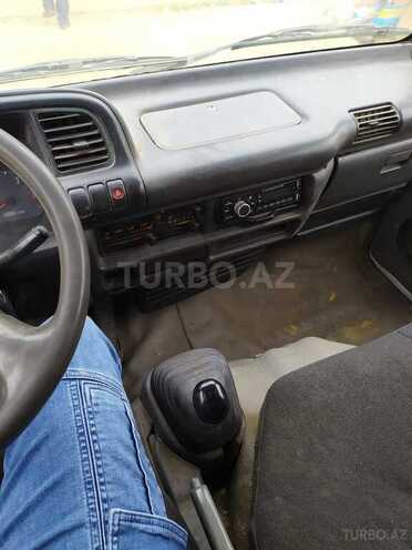 Isuzu NHR 55 E 2006, 320,000 km - 2.8 л - Bakı