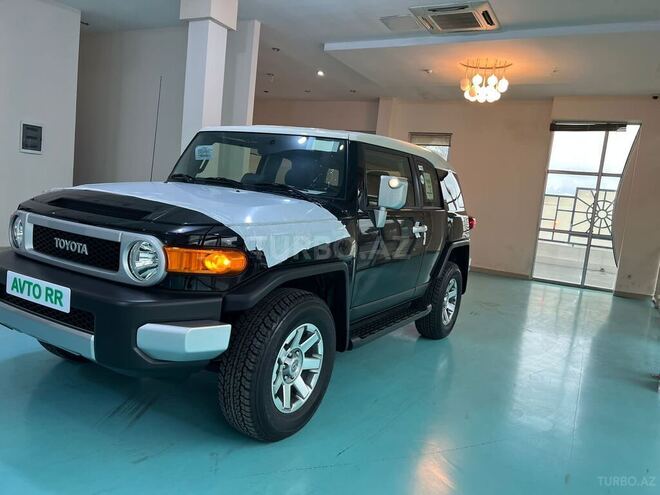 Toyota FJ Cruiser 2021, 0 km - 4.0 л - Bakı