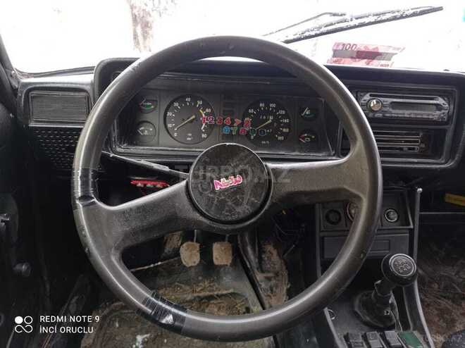 LADA (VAZ) 2105 1982, 50,000 km - 1.3 l - Goranboy