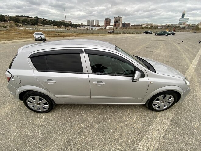 Opel Astra 2006, 230,000 km - 1.3 l - Bakı