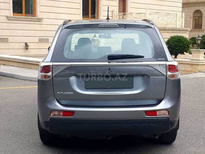 Mitsubishi Outlander 2013, 50,037 km - 3.0 l - Bakı