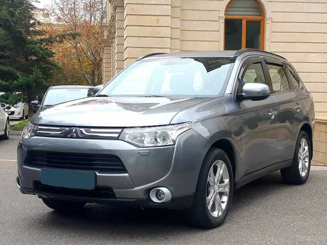 Mitsubishi Outlander 2013, 50,037 km - 3.0 l - Bakı