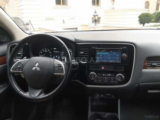 Mitsubishi Outlander 2013, 50,037 km - 3.0 l - Bakı
