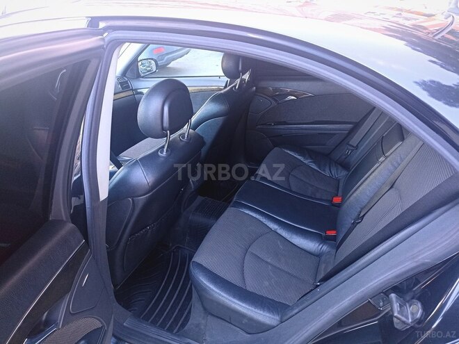 Mercedes E 320 2002, 314,000 km - 3.2 l - Bakı