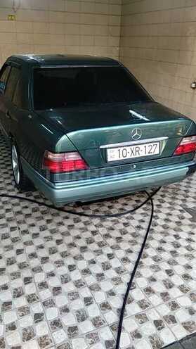 Mercedes E 220 1994, 410,000 km - 2.2 l - Sumqayıt