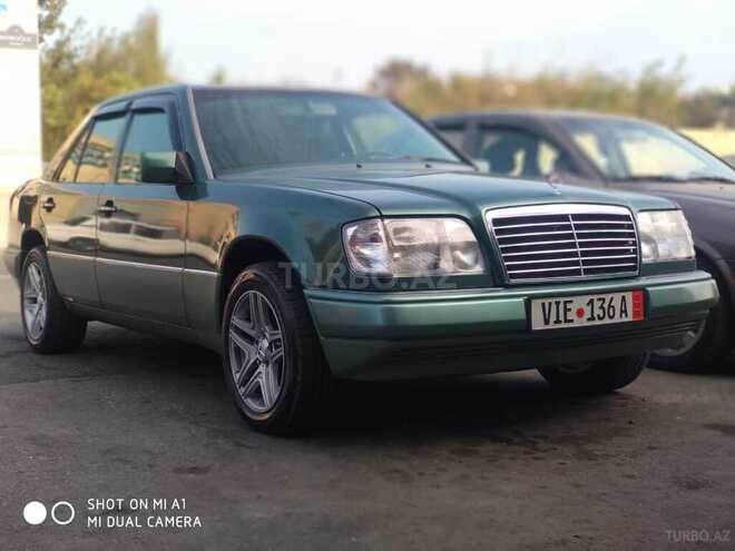 Mercedes E 220 1994, 410,000 km - 2.2 l - Sumqayıt