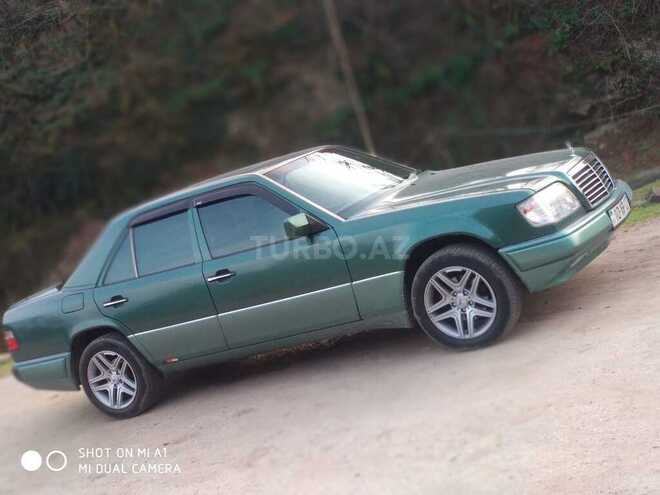 Mercedes E 220 1994, 410,000 km - 2.2 l - Sumqayıt
