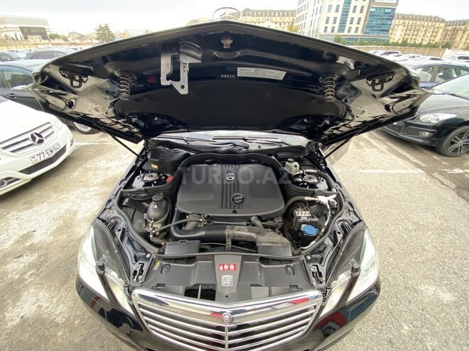 Mercedes E 220 2013, 204,000 km - 2.2 l - Bakı