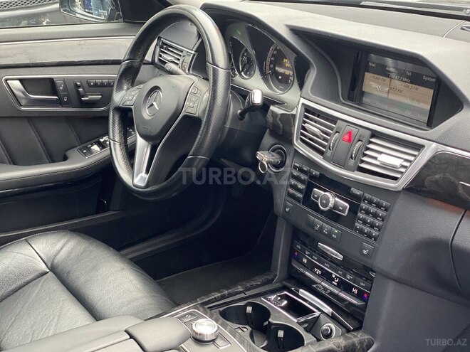 Mercedes E 220 2013, 204,000 km - 2.2 l - Bakı