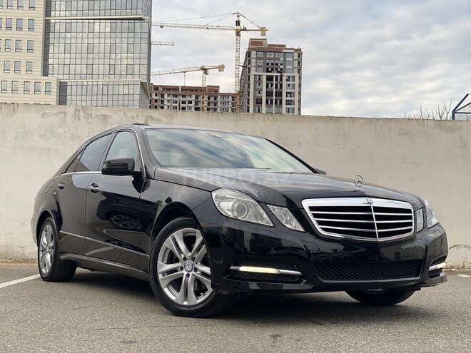 Mercedes E 220 2013, 204,000 km - 2.2 l - Bakı