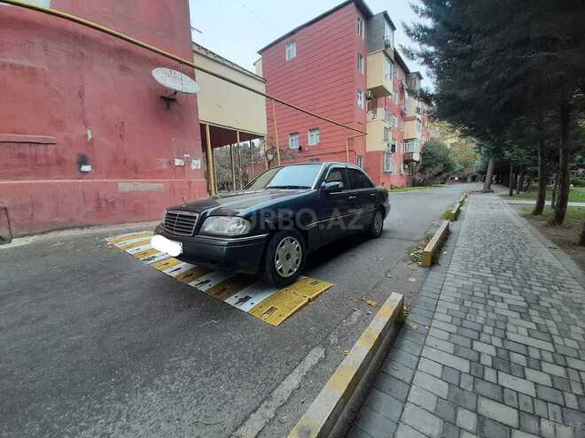 Mercedes C 180 1995, 423,698 km - 1.8 l - Bakı