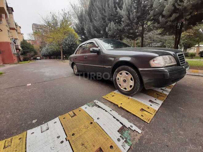 Mercedes C 180 1995, 423,698 km - 1.8 l - Bakı