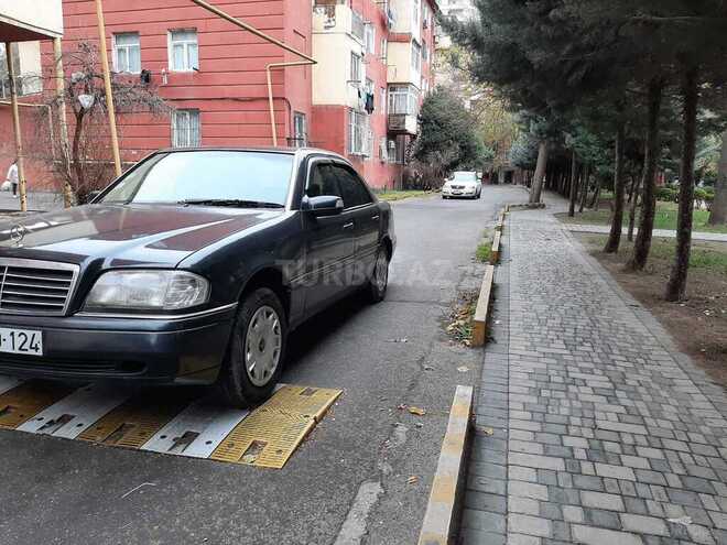 Mercedes C 180 1995, 423,698 km - 1.8 l - Bakı