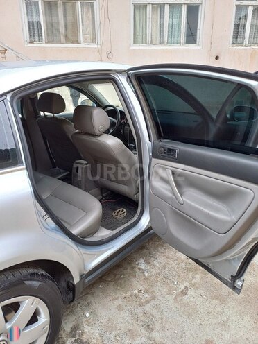 Volkswagen Passat 2004, 220,000 km - 1.8 л - Bakı