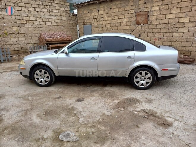 Volkswagen Passat 2004, 220,000 km - 1.8 л - Bakı