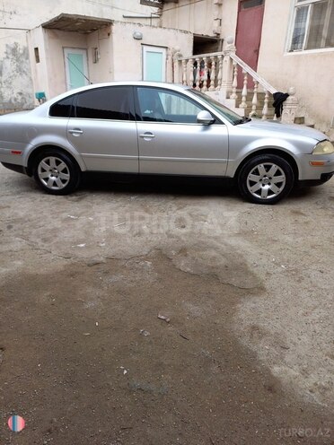 Volkswagen Passat 2004, 220,000 km - 1.8 л - Bakı