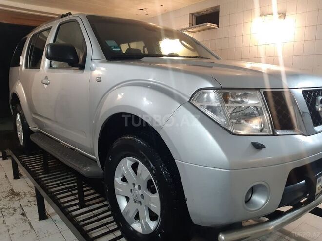 Nissan Pathfinder 2006, 302,000 km - 2.5 l - Bakı