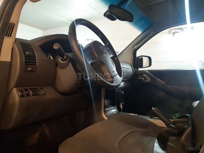 Nissan Pathfinder 2006, 302,000 km - 2.5 l - Bakı