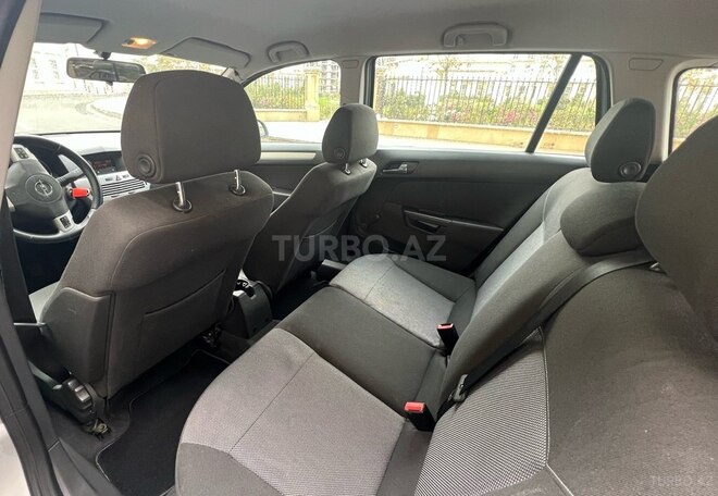 Opel Astra 2010, 231,579 km - 1.3 l - Bakı