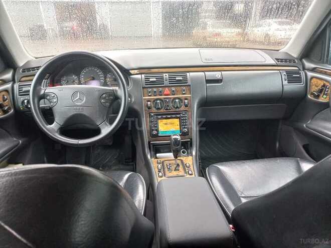 Mercedes E 320 2001, 250,000 km - 3.2 l - Masallı