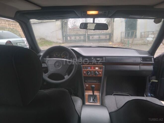 Mercedes E 220 1995, 459,922 km - 2.2 l - Bakı