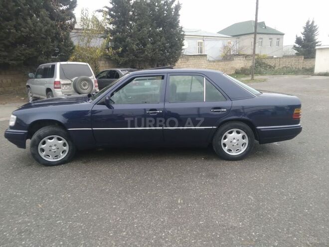Mercedes E 220 1995, 459,922 km - 2.2 l - Bakı