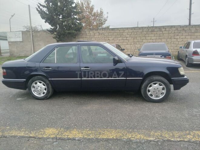 Mercedes E 220 1995, 459,922 km - 2.2 l - Bakı
