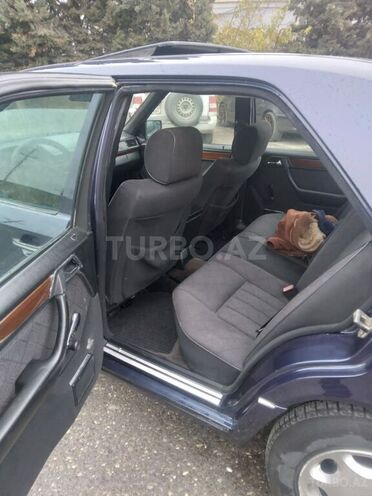 Mercedes E 220 1995, 459,922 km - 2.2 l - Bakı