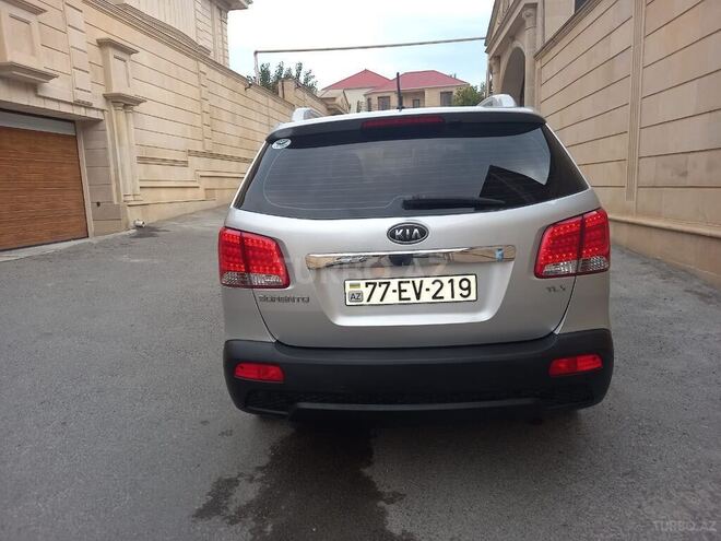 Kia Sorento 2010, 196,000 km - 2.0 л - Bakı