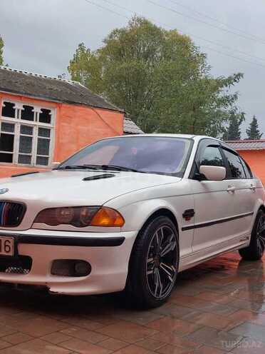 BMW 318 1999, 247,148 km - 1.9 l - Quba
