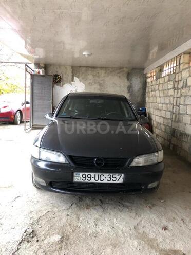 Opel Vectra 1996, 332,000 km - 2.0 l - Quba