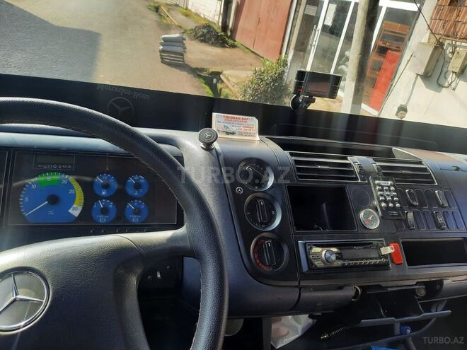 Mercedes Atego 815 2000, 900,000 km - 4.3 л - Lənkəran