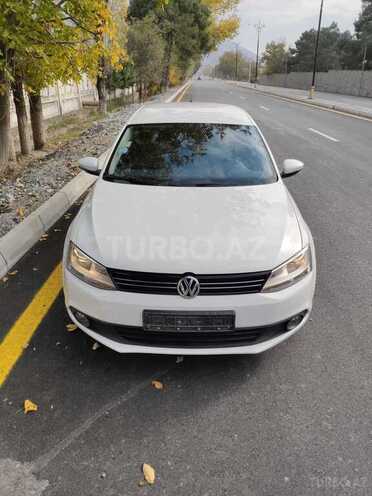 Volkswagen Polo 2013, 94,000 km - 1.6 l - Bakı