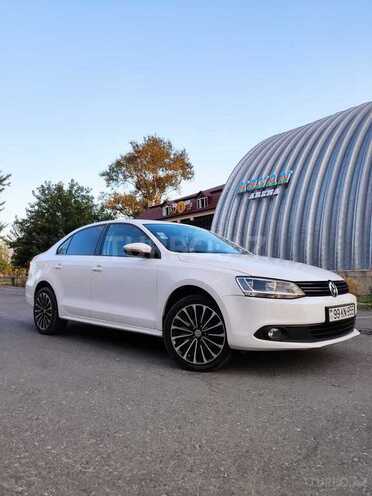 Volkswagen Polo 2013, 94,000 km - 1.6 l - Bakı
