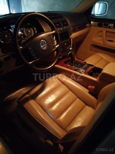 Volkswagen Touareg 2004, 98,000 km - 3.2 l - Sumqayıt