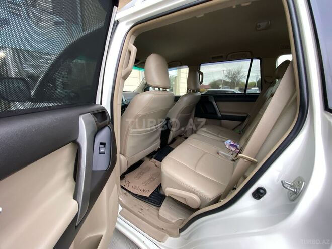 Toyota Prado 2010, 230,200 km - 2.7 l - Bakı