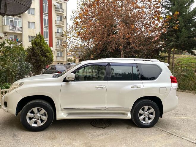 Toyota Prado 2010, 230,200 km - 2.7 l - Bakı