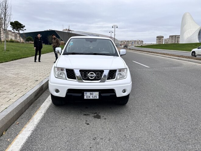 Nissan Navara 2008, 335,000 km - 2.5 l - Bakı