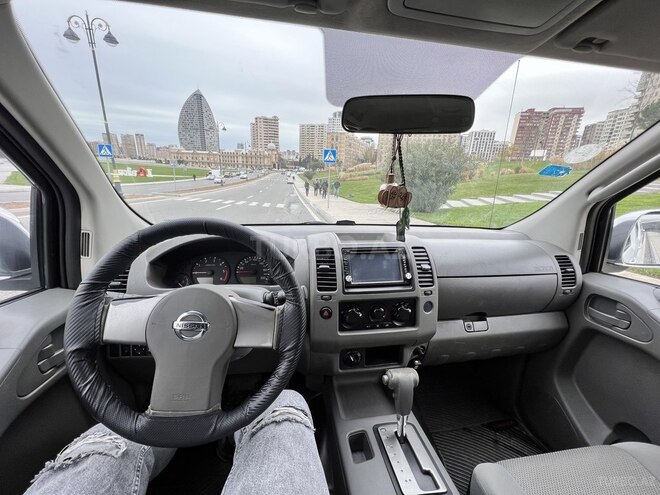 Nissan Navara 2008, 335,000 km - 2.5 l - Bakı