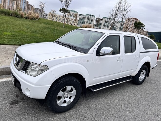 Nissan Navara 2008, 335,000 km - 2.5 l - Bakı