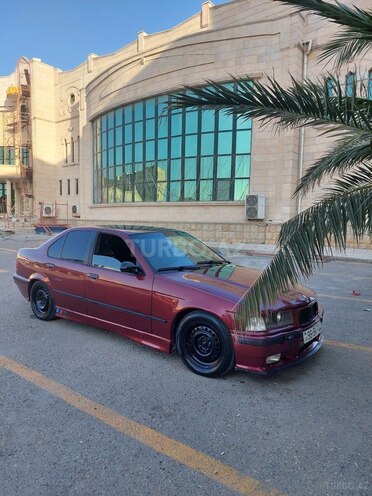 BMW 318 1992, 444,000 km - 1.8 l - Bakı