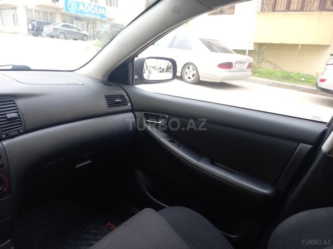 Toyota Corolla 2006, 285,000 km - 1.4 l - Bakı