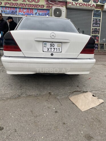 Mercedes C 230 2000, 296,000 km - 2.3 l - Bakı