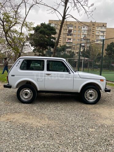 LADA (VAZ) Niva 2002, 300,000 km - 1.7 l - Bakı